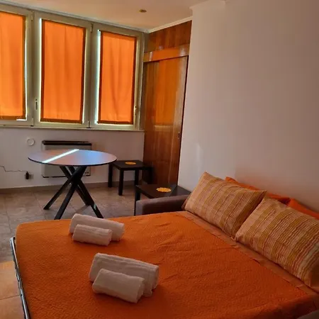 Apartment San Pietro Station